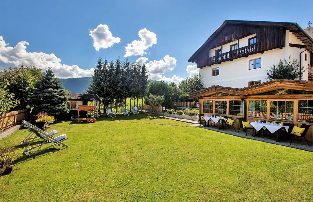 Hotel Chalet Olympia-1